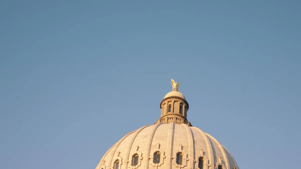 The Idaho State Capitol in Boise. Photograph by Patrick R., CC BY-SA 3.0.