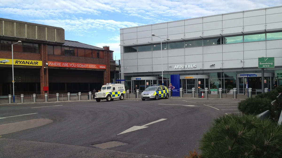 London Luton Airport terminal. Photograph by Stacey Harris, CC BY-SA 2.0.