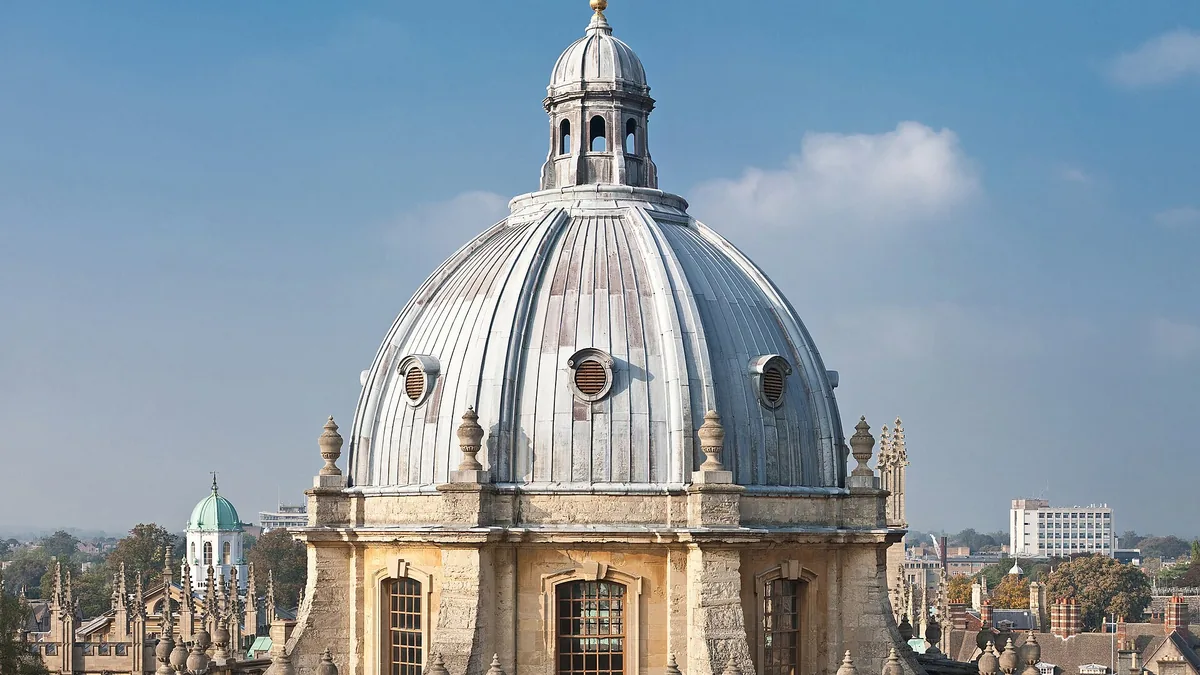The Radcliffe Camera in Oxford. Photograph by Diliff, CC BY 2.5.