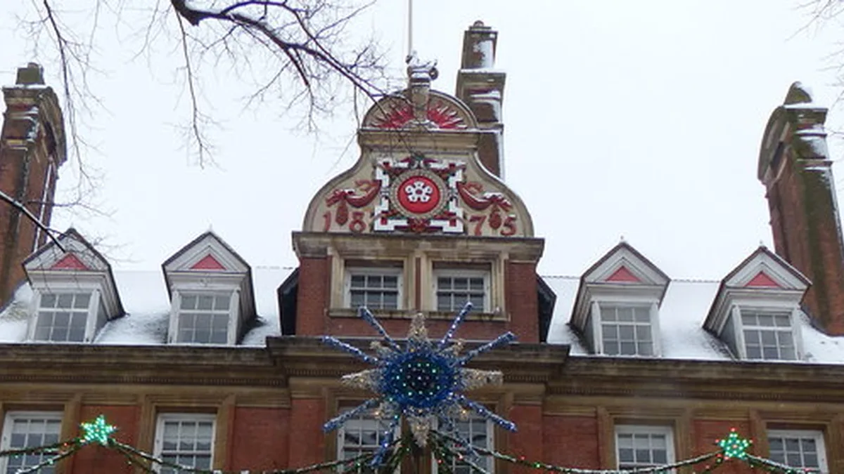 Leicester Town Hall. Photograph by Mat Fascione, CC BY-SA 2.0.