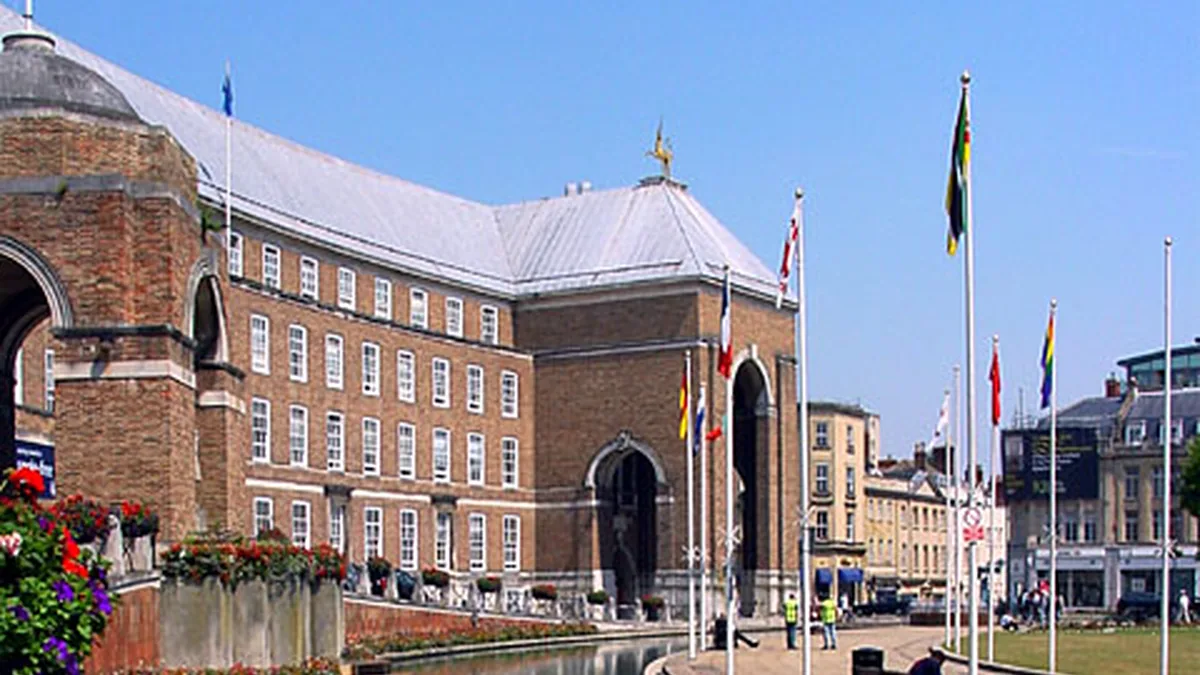 Bristol Council House. Photograph by Linda Bailey, CC BY-SA 2.0.