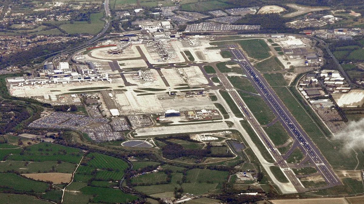 Gatwick Airport. Photograph by Mike McBey, CC BY 2.0.