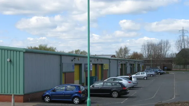 A row of industrial units on Cowen Road in Blaydon. Photograph by Alex McGregor, CC BY-SA 2.0.