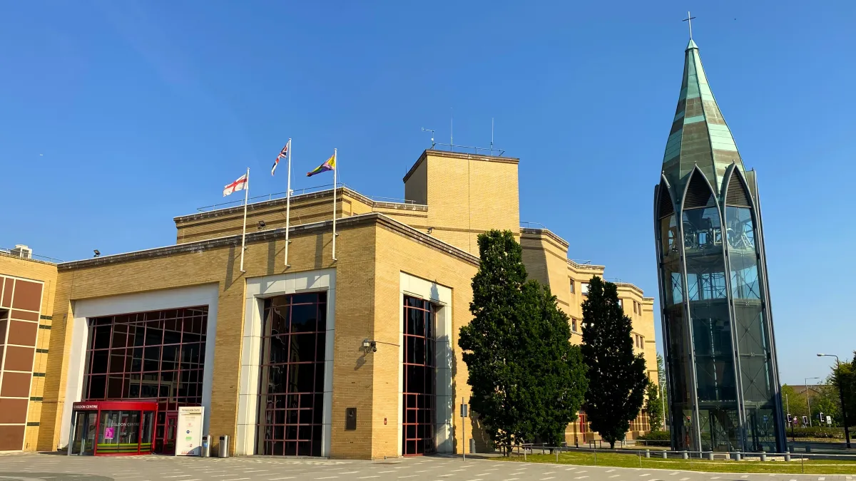 The Basildon Centre, headquarters of Basildon Borough Council. Photograph by Richard Kelly, CC BY-SA 4.0.