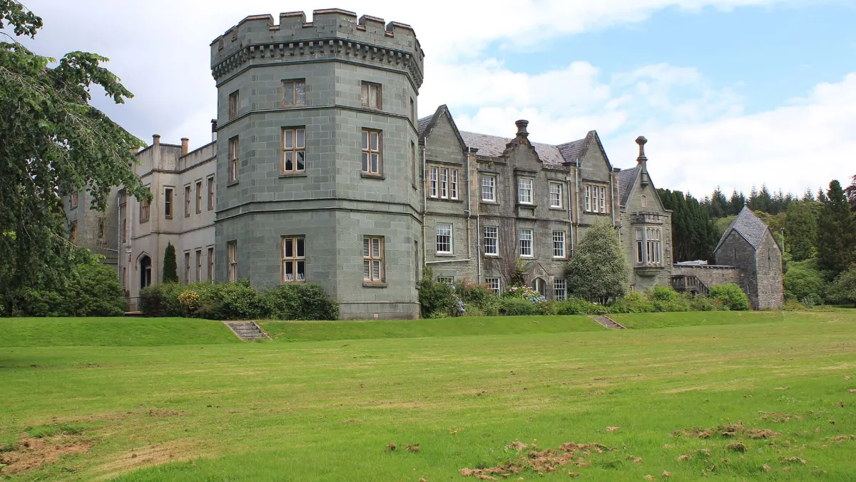 Kilmory Castle at Lochgilphead, the offices of Argyll and Bute Council. Photograph by David P Howard, CC BY-SA 2.0.